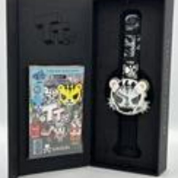 Salary Man Watch Tokidoki x Toy Tokyo 20th Anniversary - Picture 2 of 7